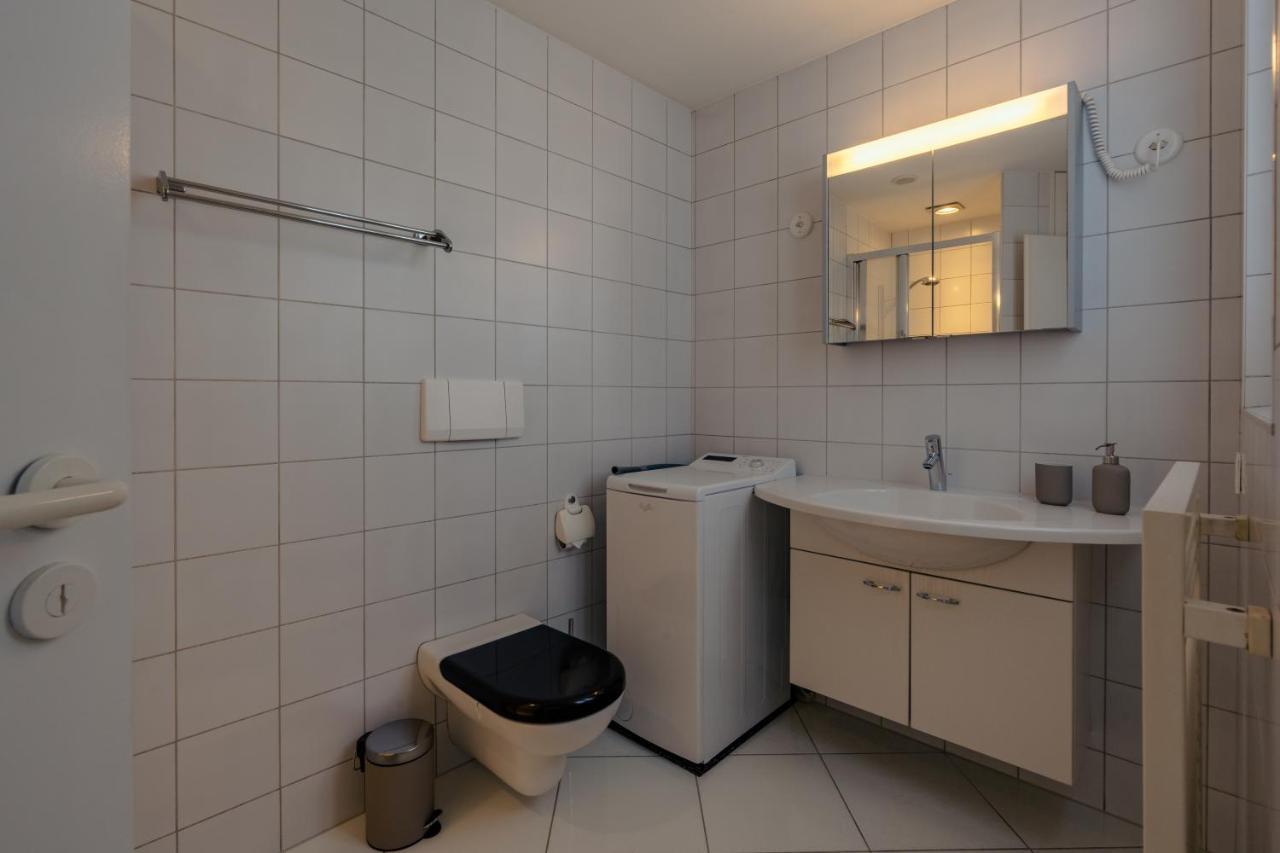 Apartment In The City Center With Free Parking Biel Ngoại thất bức ảnh