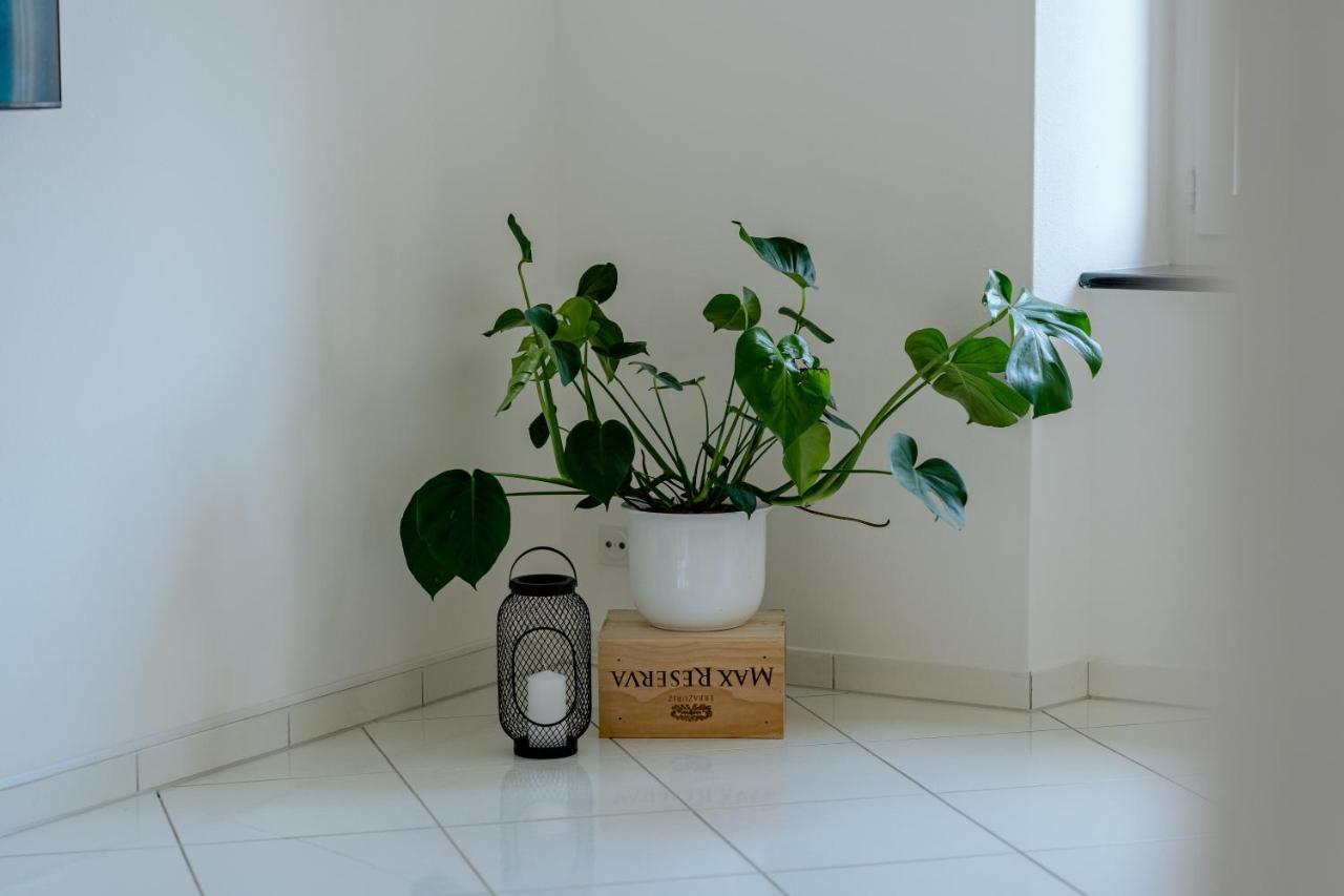 Apartment In The City Center With Free Parking Biel Ngoại thất bức ảnh