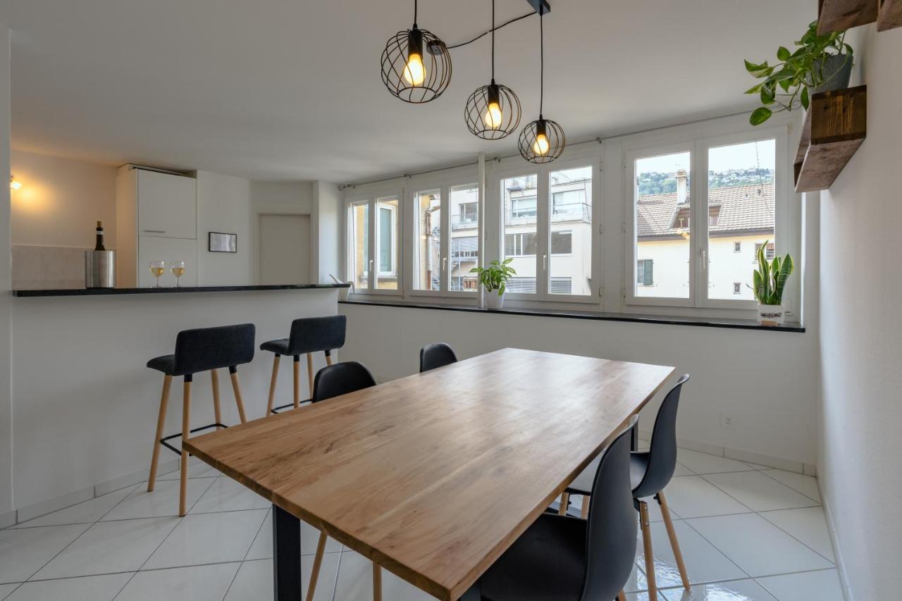 Apartment In The City Center With Free Parking Biel Ngoại thất bức ảnh